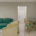 Apto Vista Mar a 10 minutos da Roda Gigante em Balneário Camboriú P572